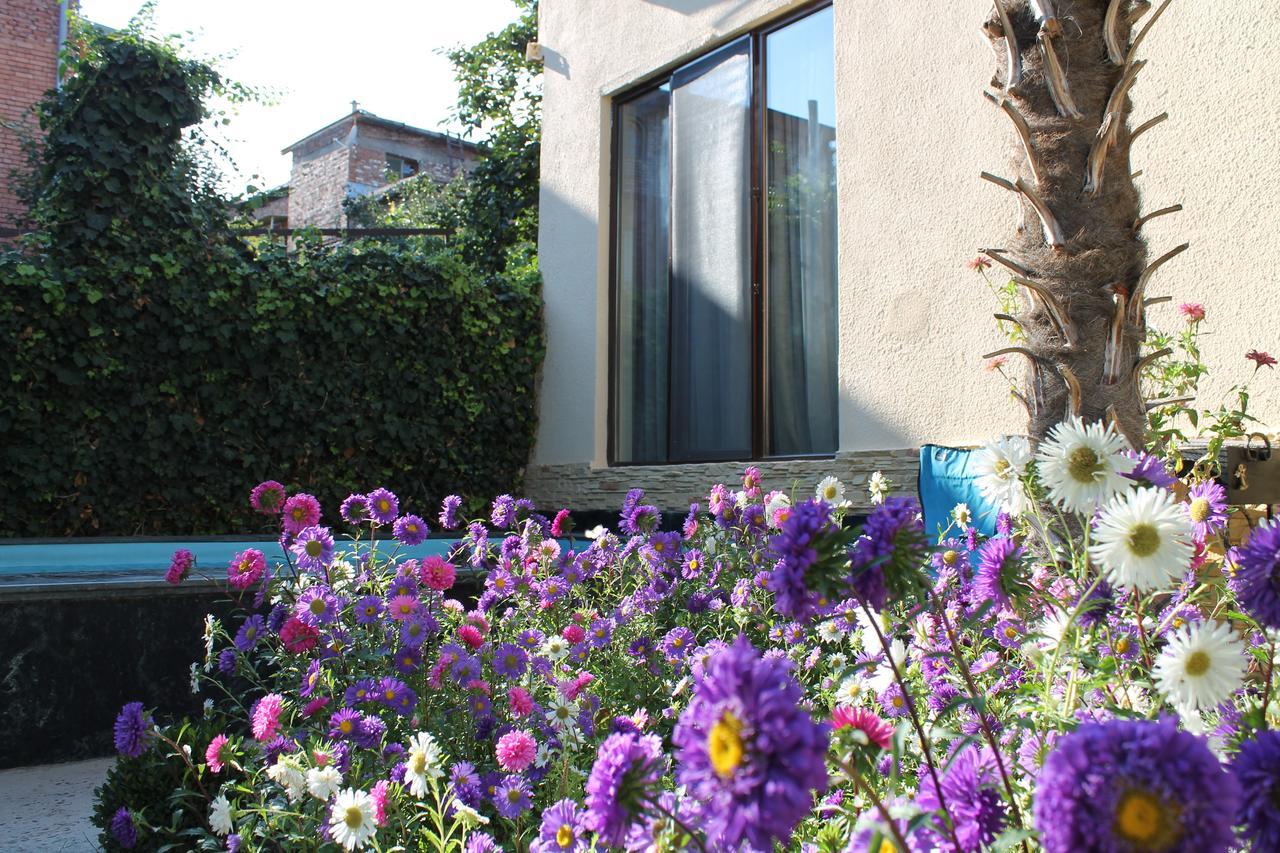 Bed and Breakfast House 41 Tbilisi Exteriér fotografie